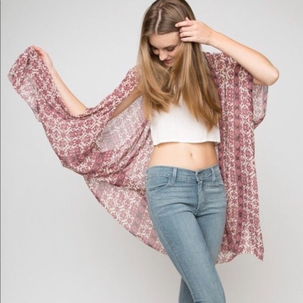 Brandy Melville Kimono